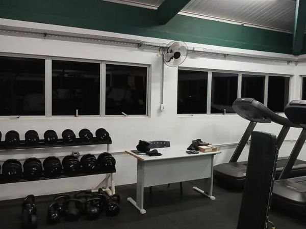 Instalação de película refletiva em Aparecida de Goiânia